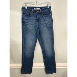 Levi’s Signature Mid-Rise Straight Jeans – Women’s W27 L30